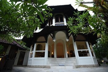 Cove Urbanest Hotel Seminyak (Bali)