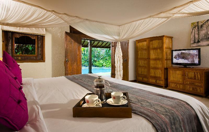 Kubu * Seminyak (Bali)
