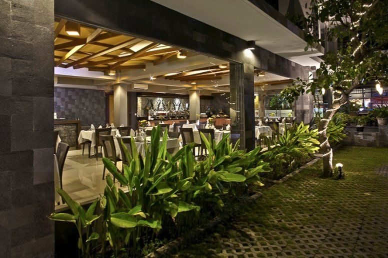 Hotel Bloo Bali 3*