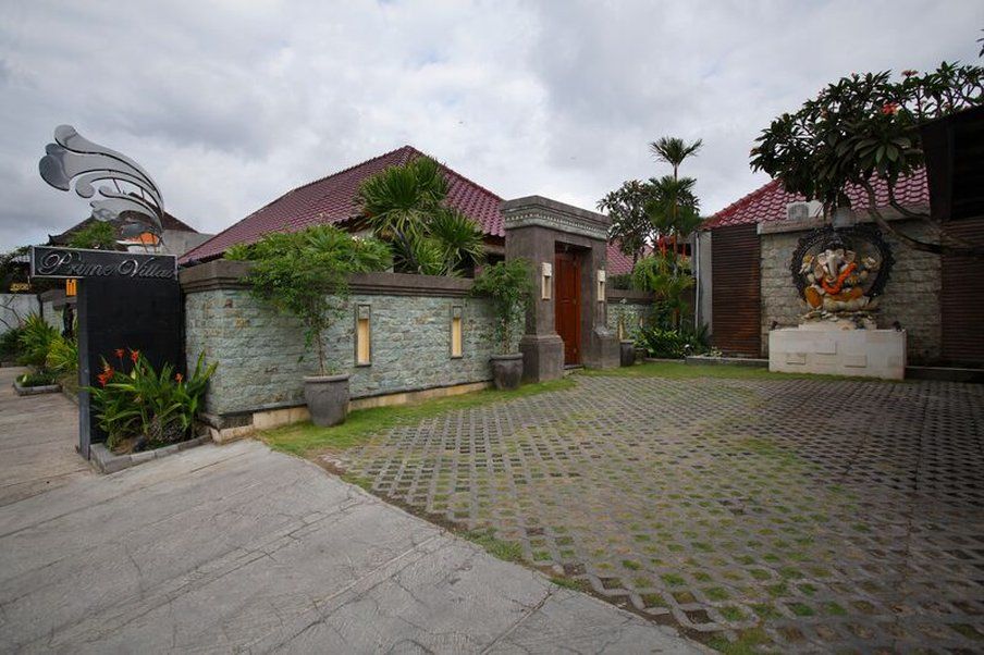 Villa Pradha *
