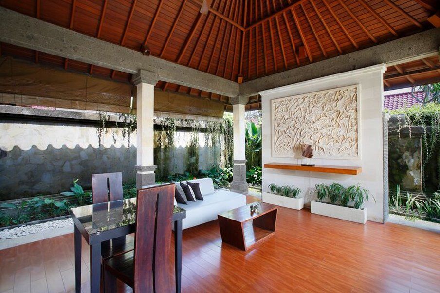Villa Pradha *
