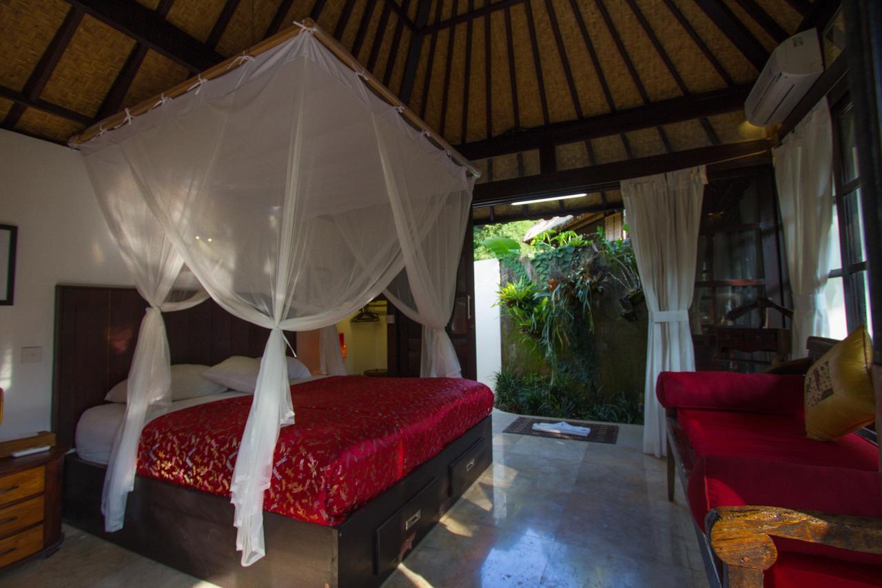 Lodtunduh Sari Holiday park 4*