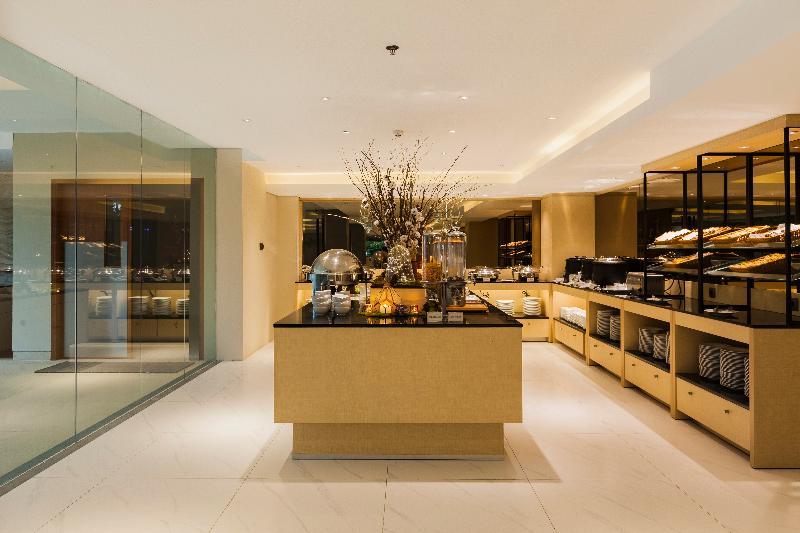 Hotel Western Kamala