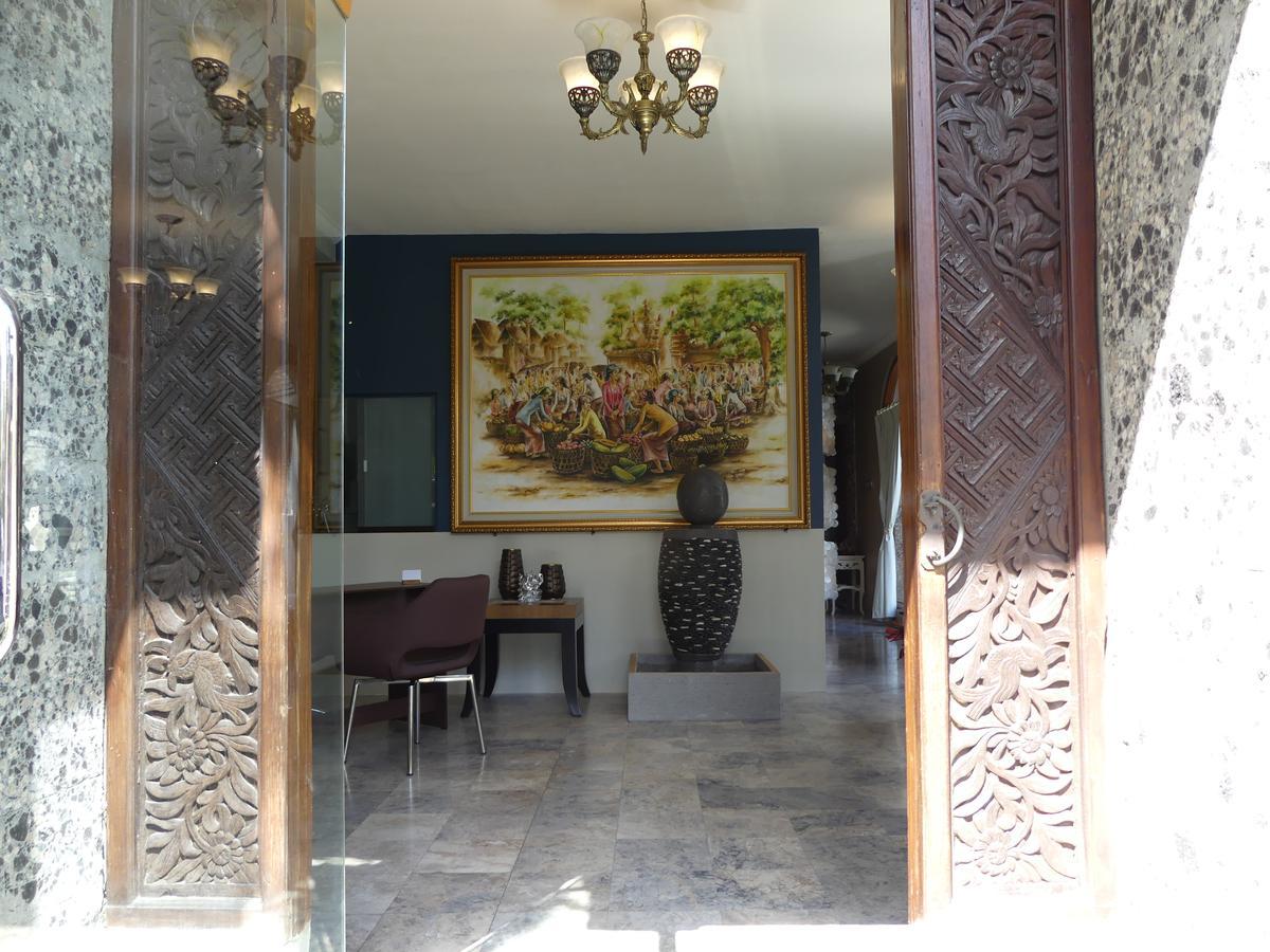 Resort Ananda Seminyak (Bali)