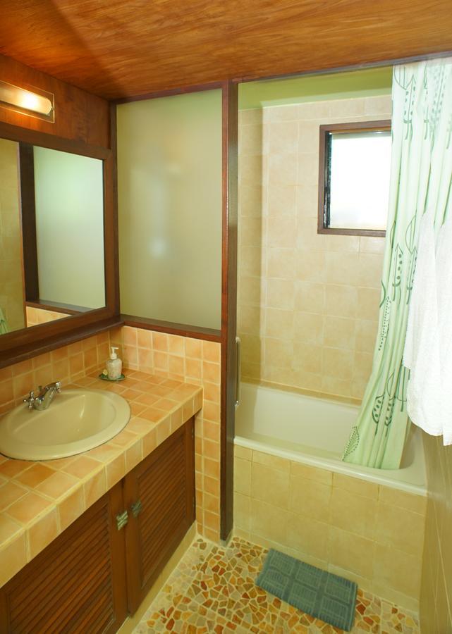 Tempat Tidur & Sarapan Agung 3*