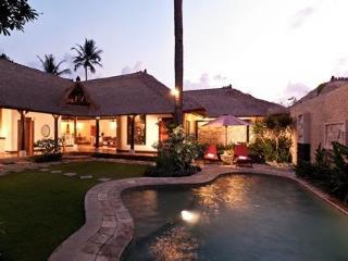 Bay Villa