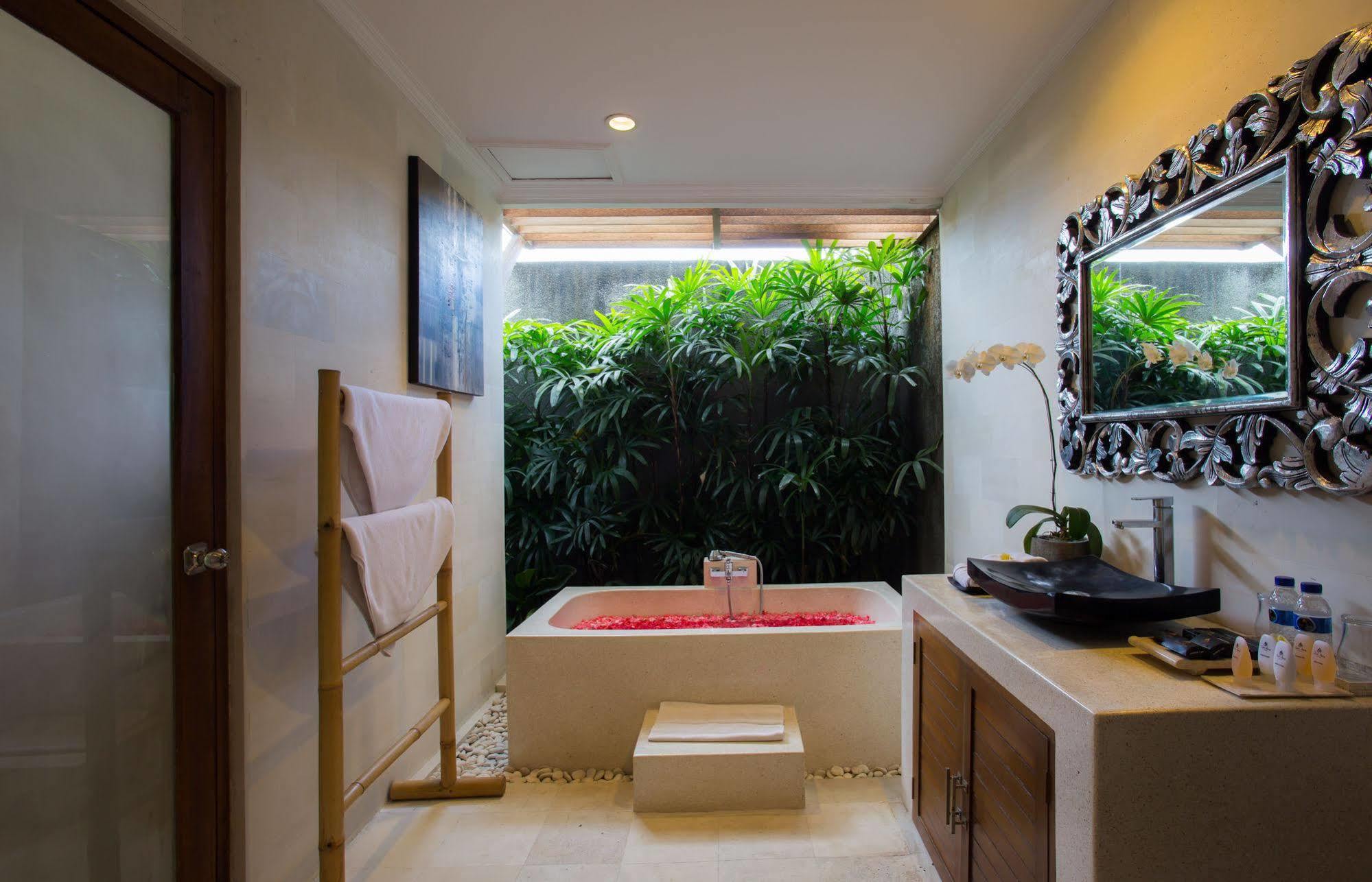 Sandi Agung - Chse Certified Villa Seminyak (Bali)