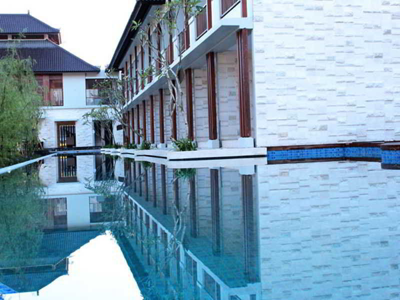 Grand Whiz Nusa Dua Bali 4*
