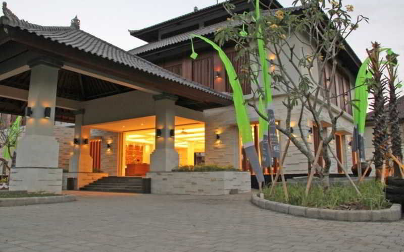 Grand Whiz Nusa Dua Bali 4*