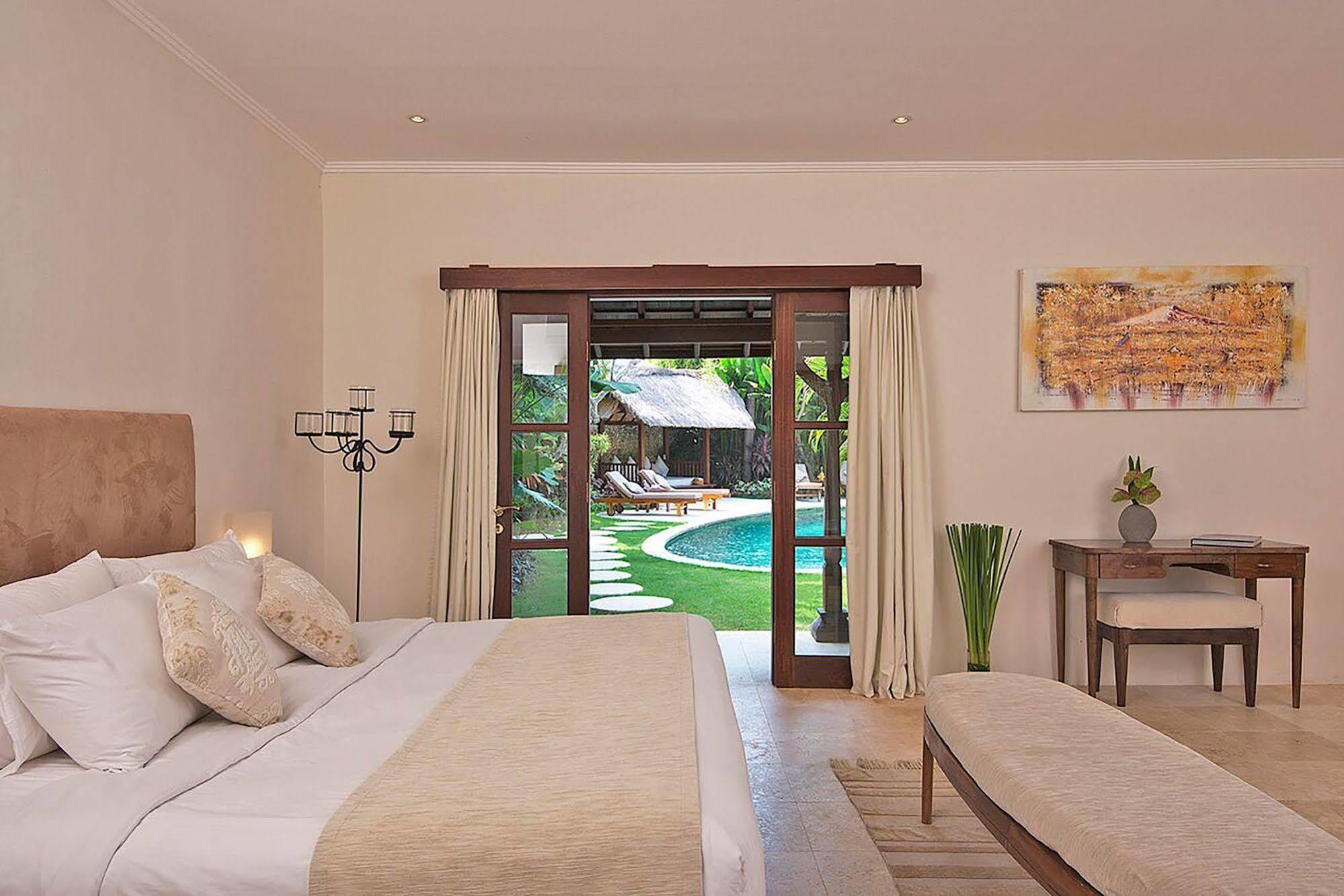 Kubu Villa *
