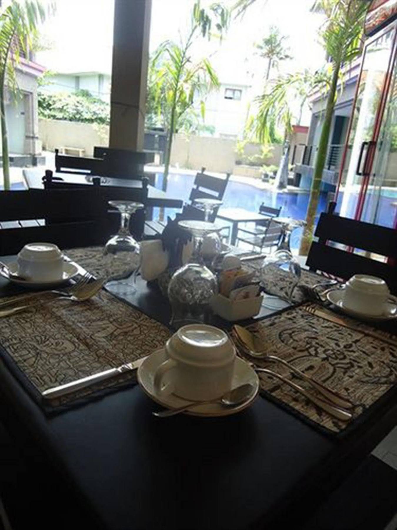 Taman Tirta Ayu Pool And Mansion Hotel 3*