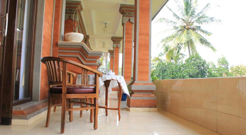 Guest house Tanah Semujan 2*