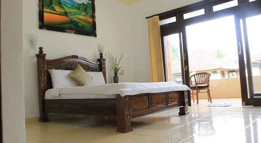Guest house Tanah Semujan 2*