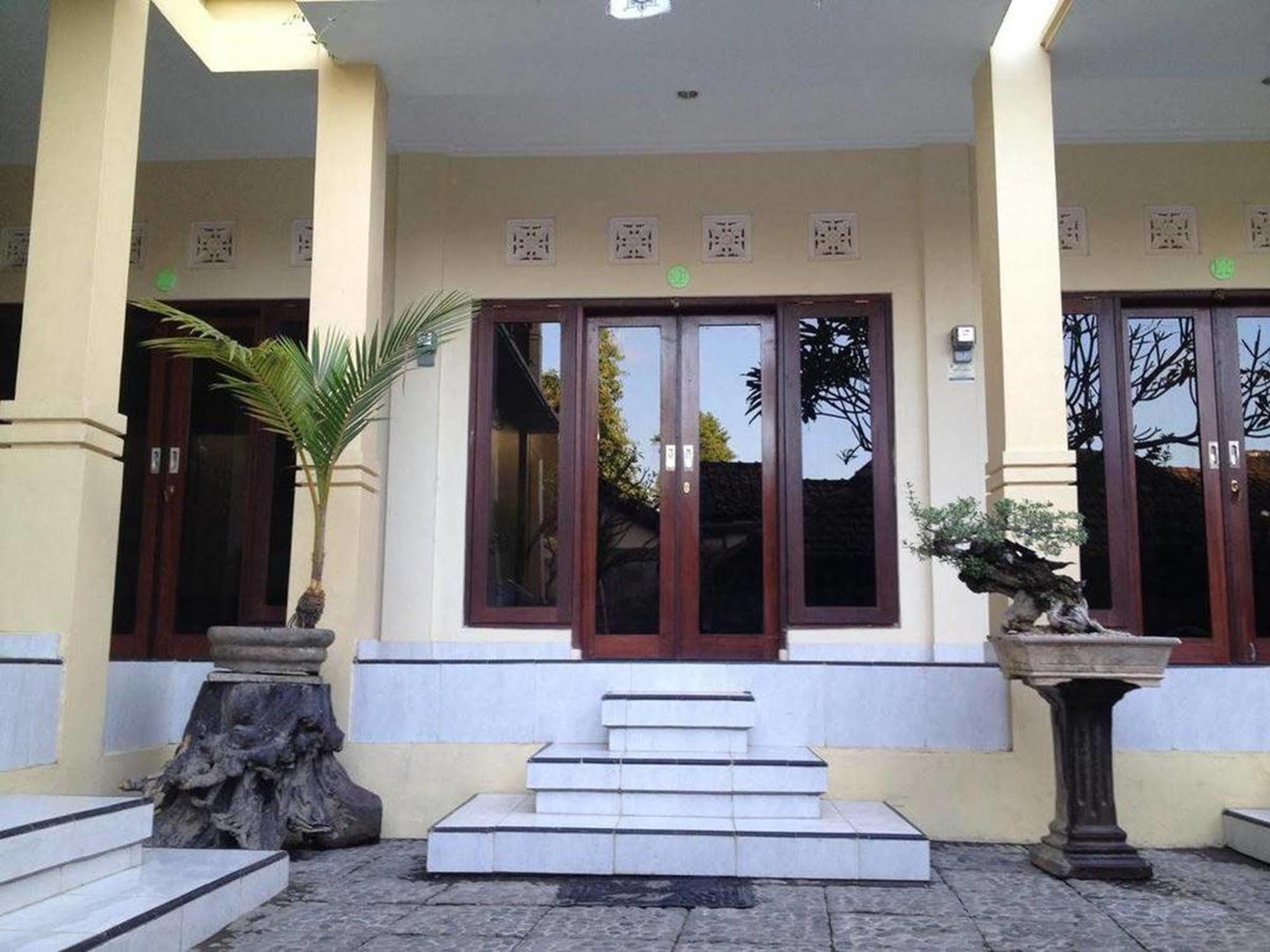 Sari Buana Wisma tamu