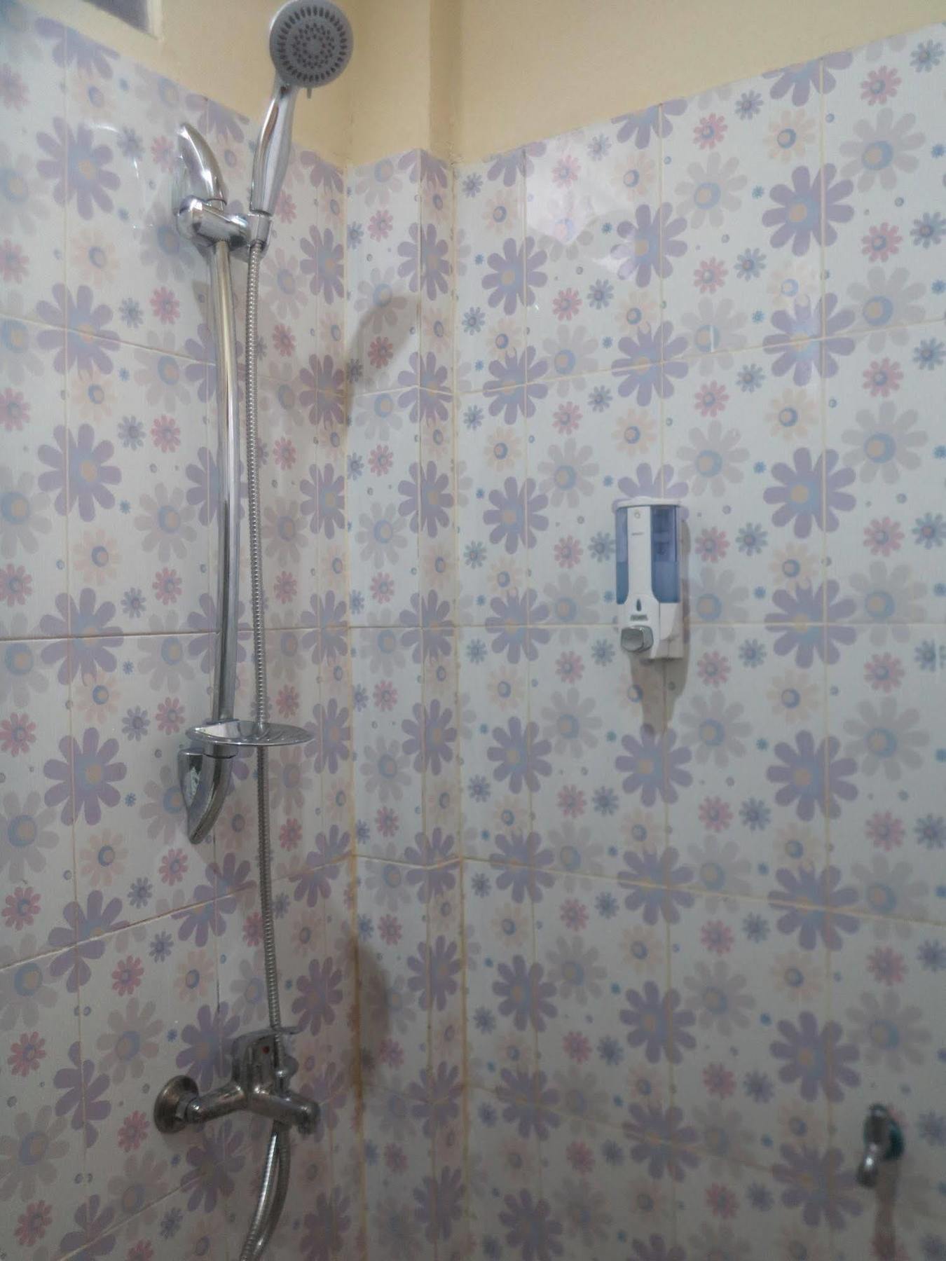 Sari Buana 2*