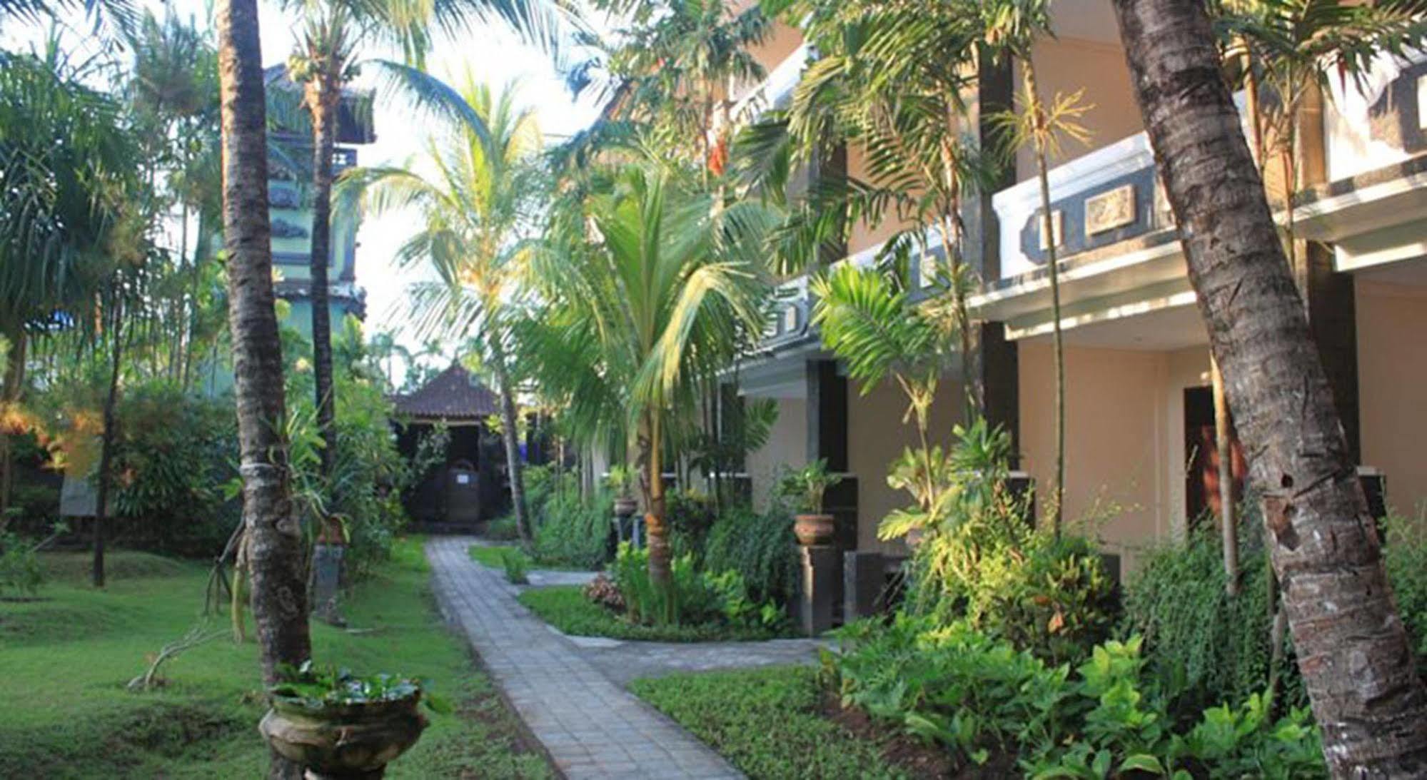 Bakung 3* Kuta (Bali)