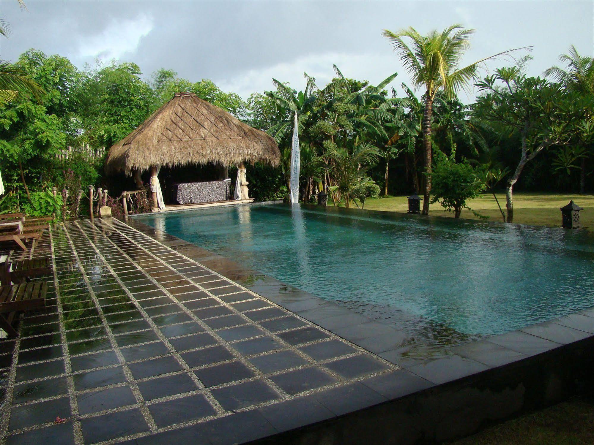 Flower 3* Pecatu (Bali)