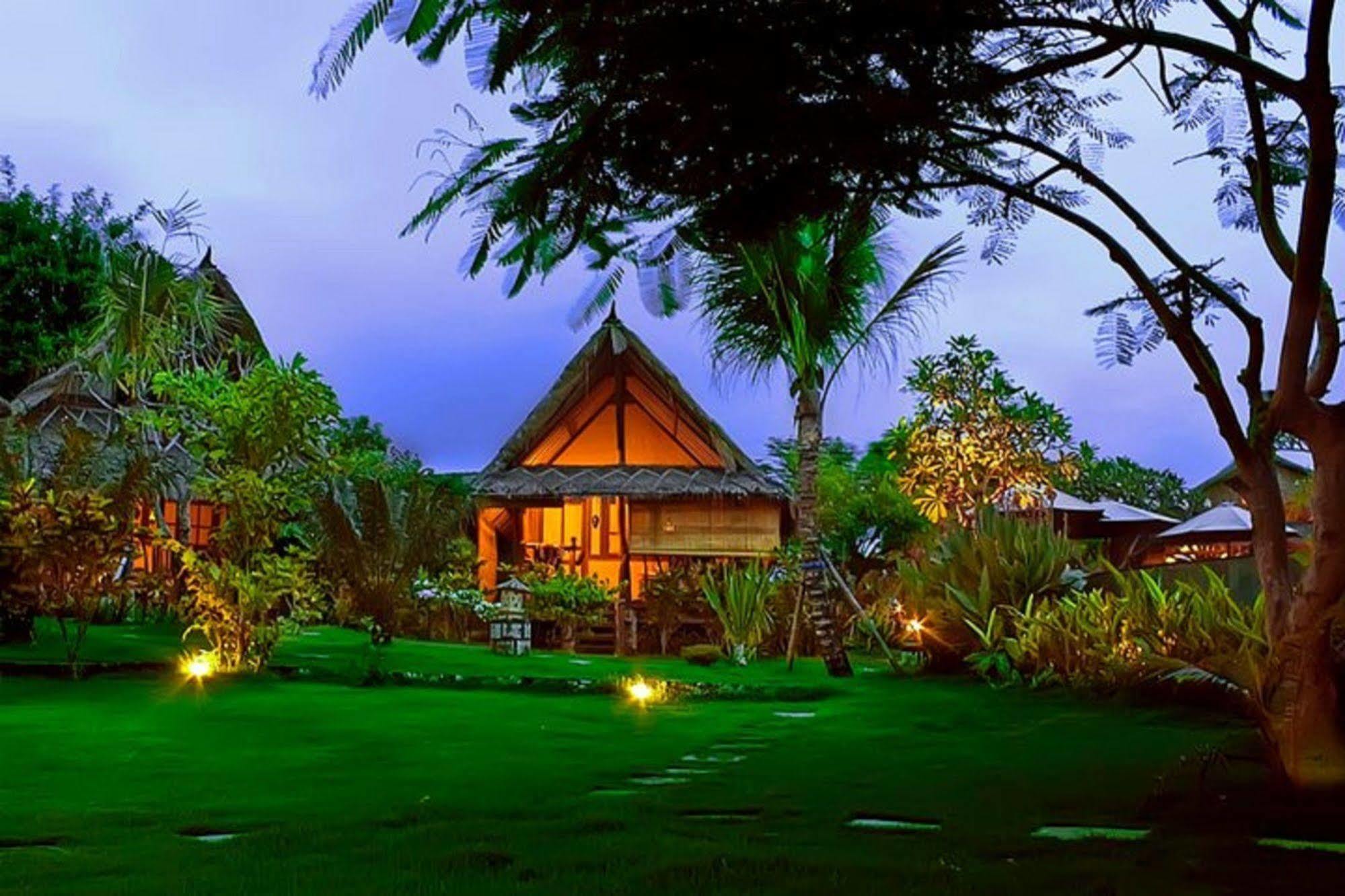 Hotel Flower Pecatu (Bali)