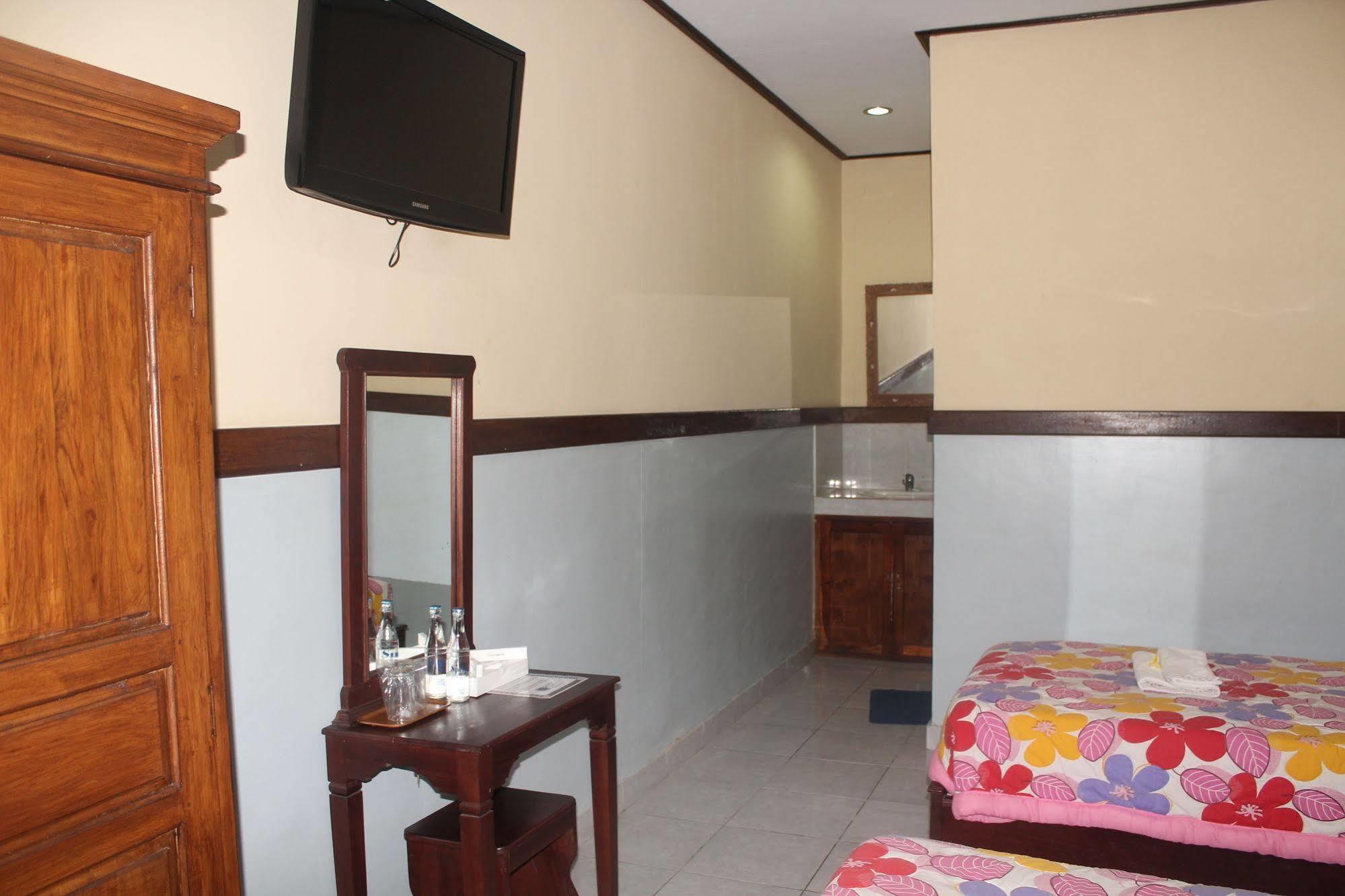 Sayang Maha Mertha Hotel 2*