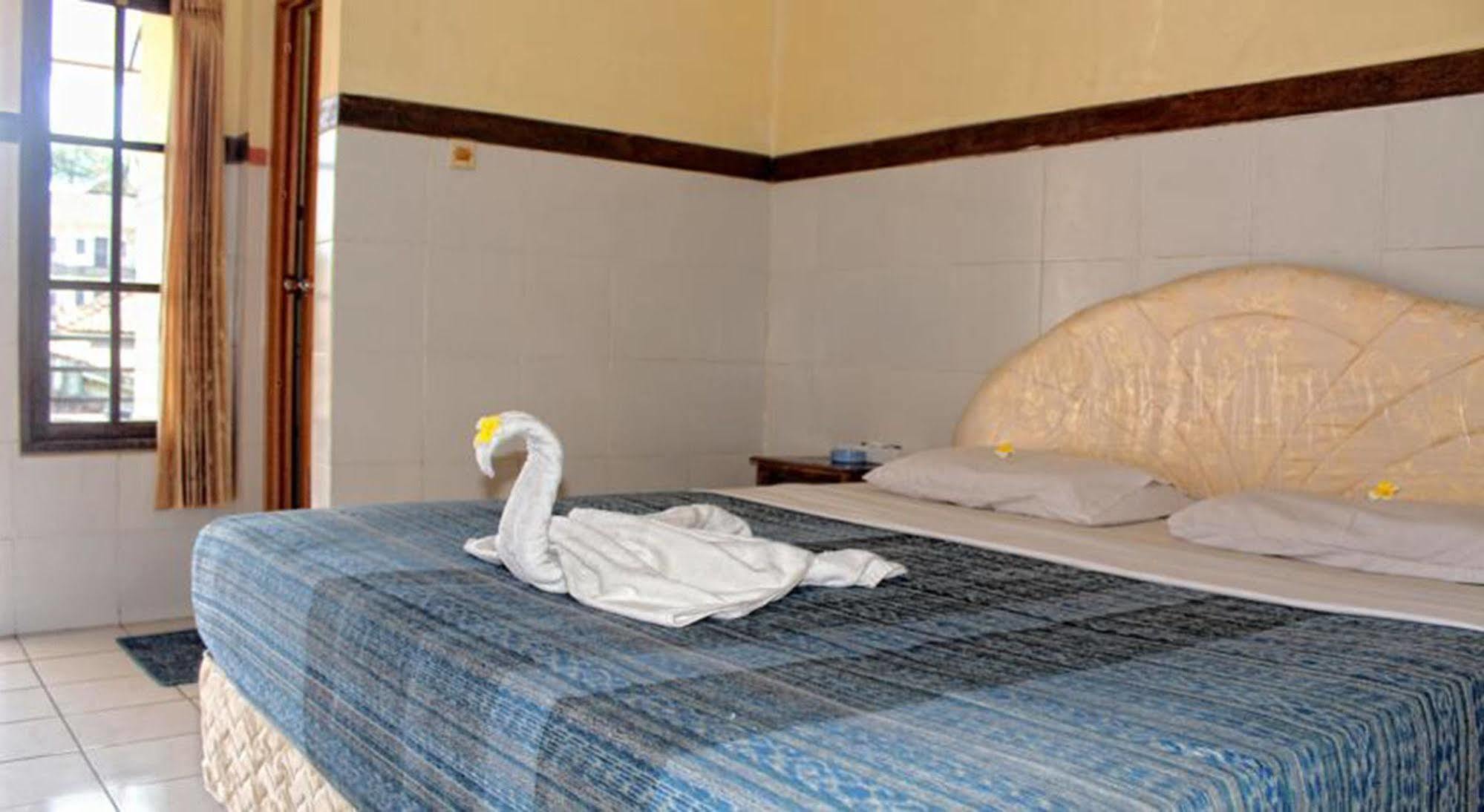 Sayang Maha Mertha Hotel 2*