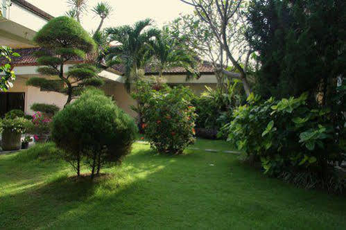 Hotel The Yani Bali Pesanggaran