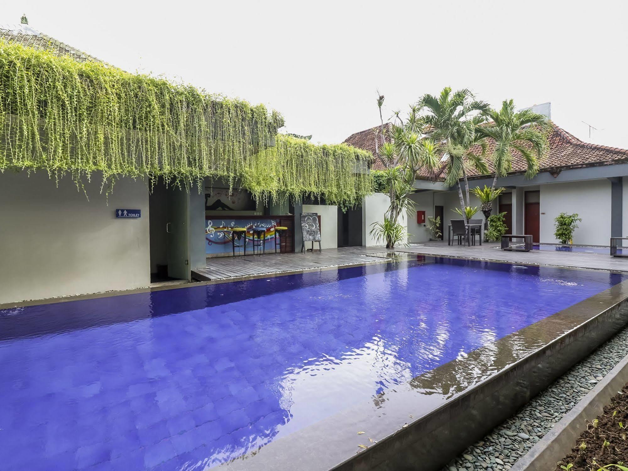 Hotel The Yani Bali 3*