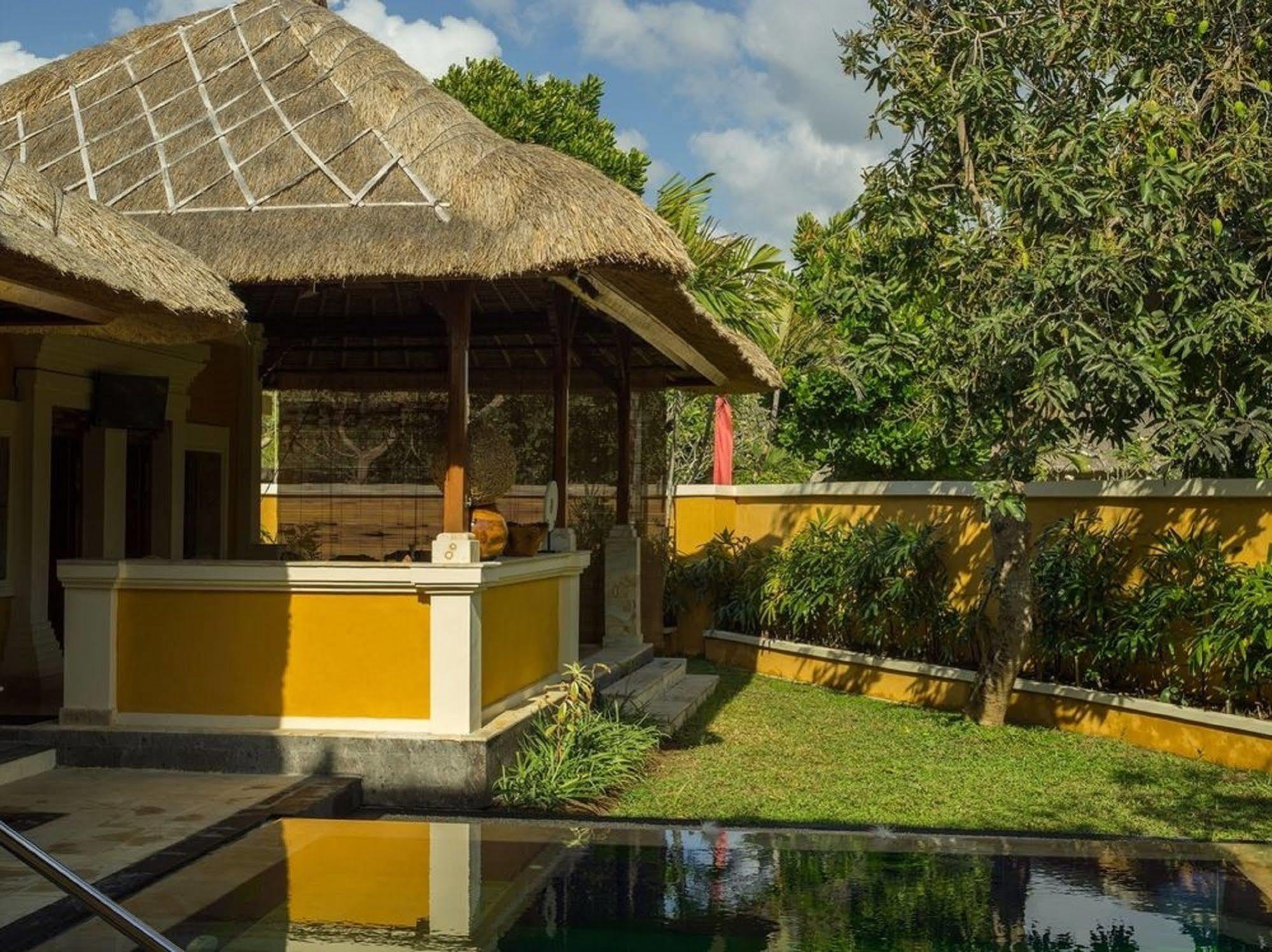 Resort Rumah Bali 4*