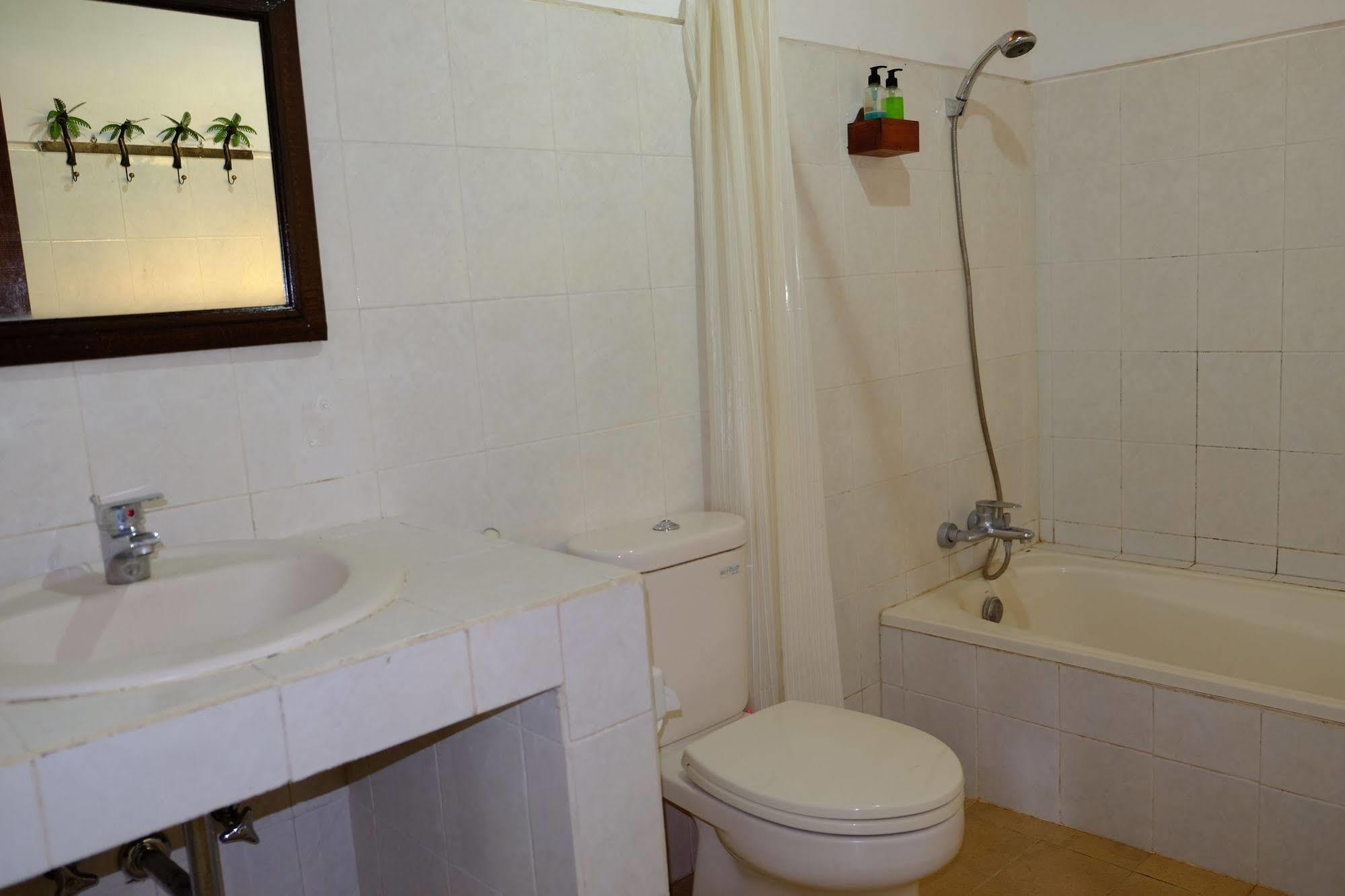 Jati 3 And Guest house 3*
