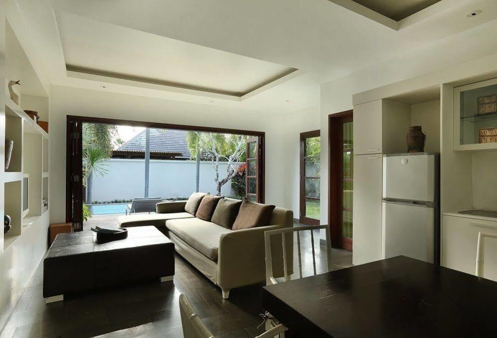 Nunia Boutique Villa *