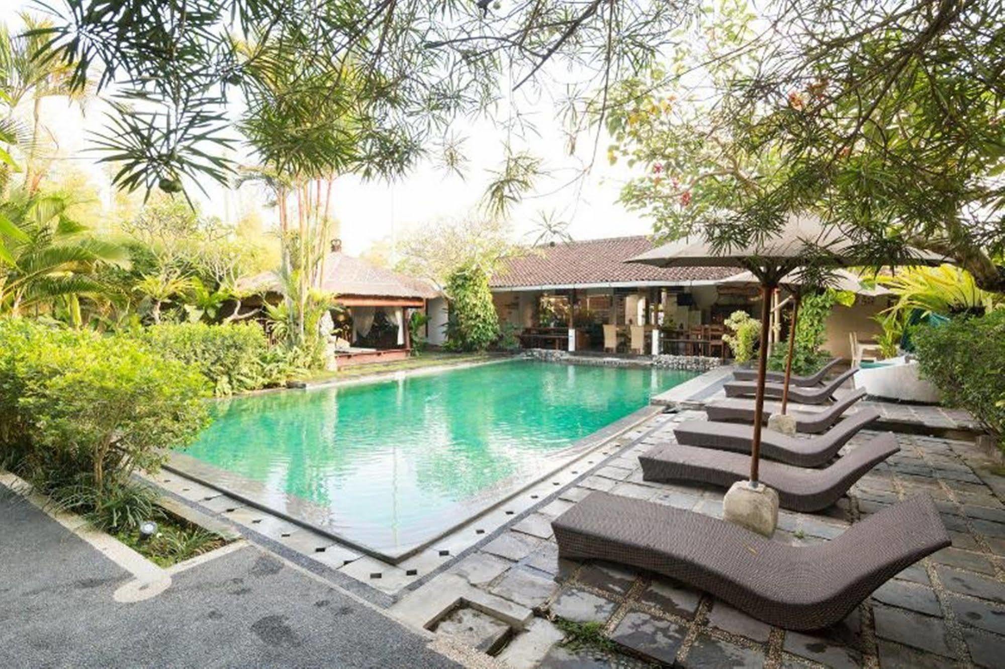 Holiday park Aqua Octaviana Bali 4*