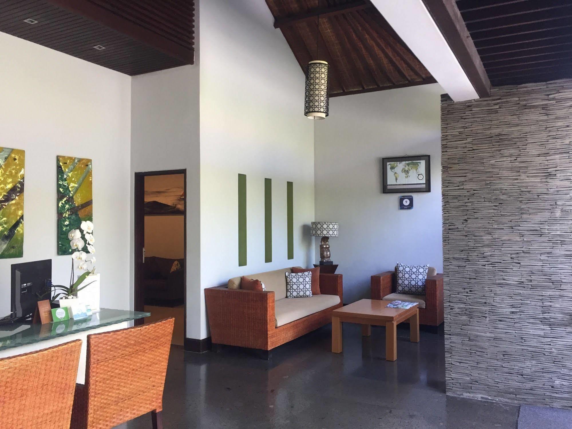 Pradha Seminyak (Bali)