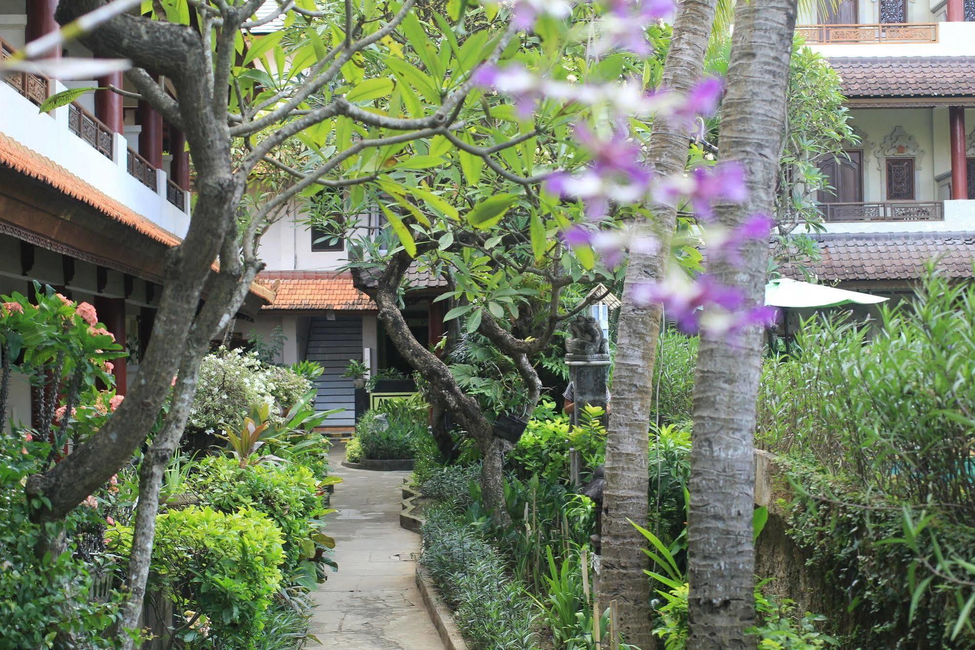 Hotel Bakung Sari Kuta (Bali)