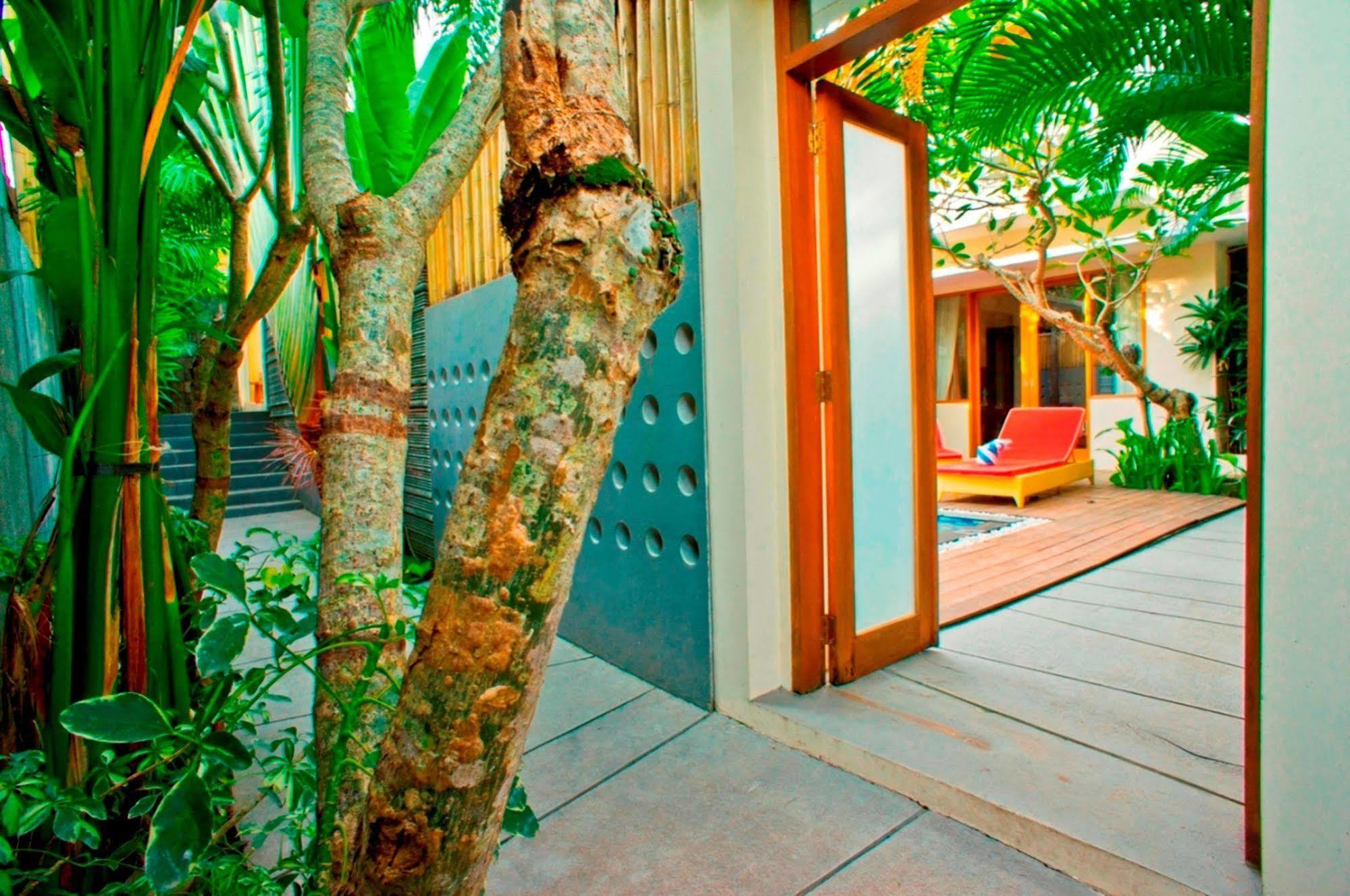Travis Seminyak (Bali)