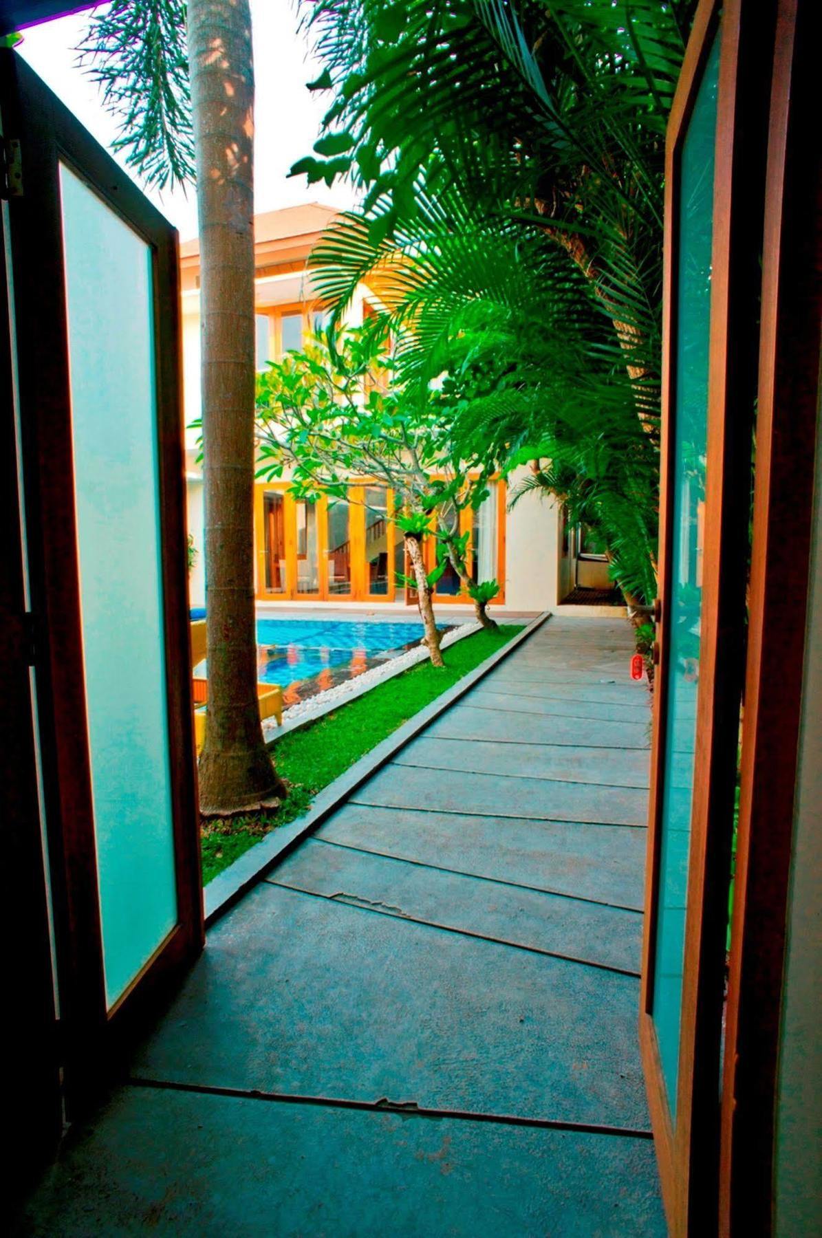 Travis Villa Seminyak (Bali)