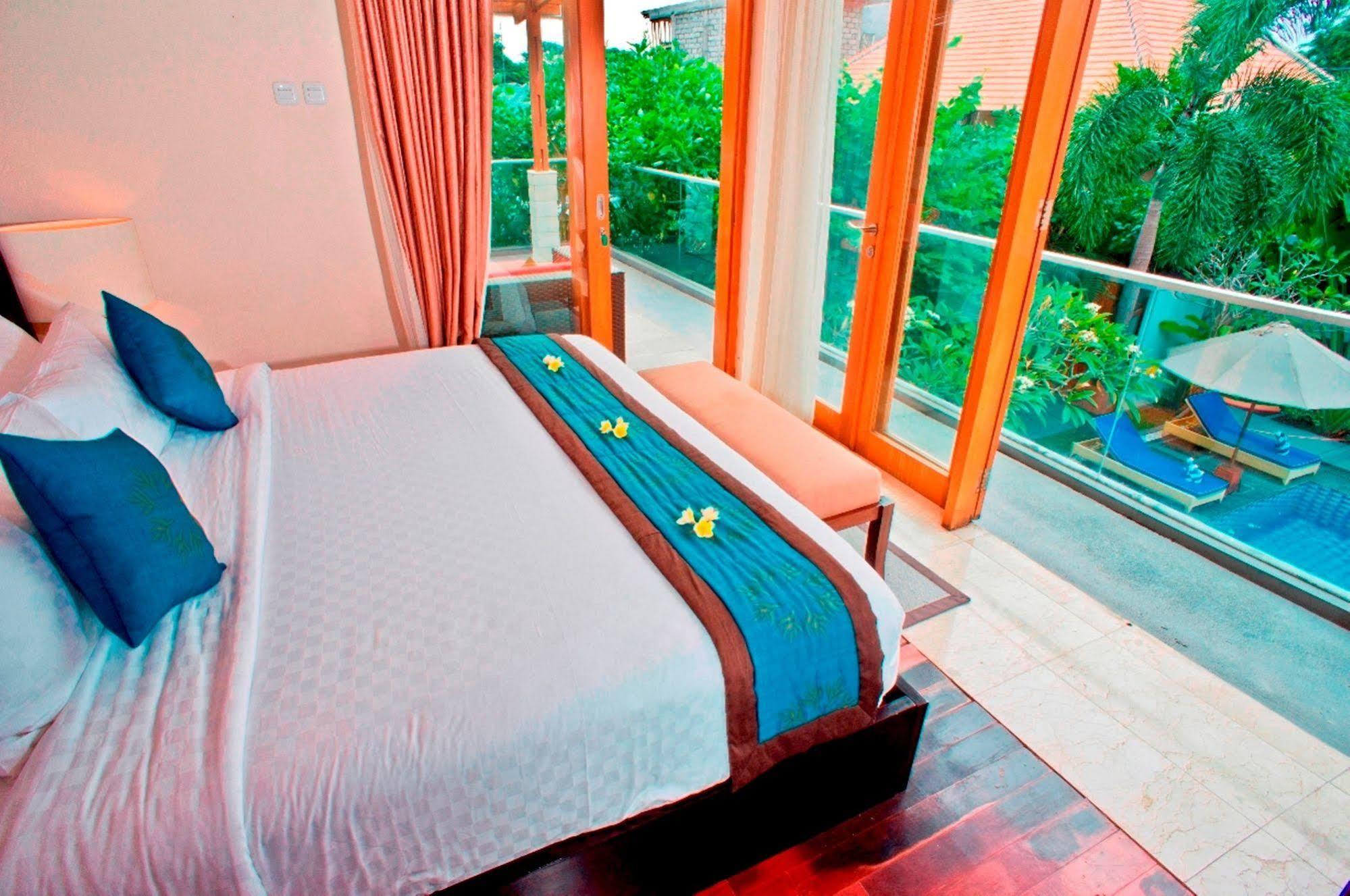 Villa Travis