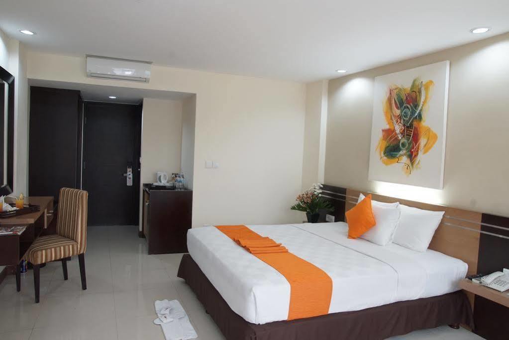 Hotel Bloo Bali 3*