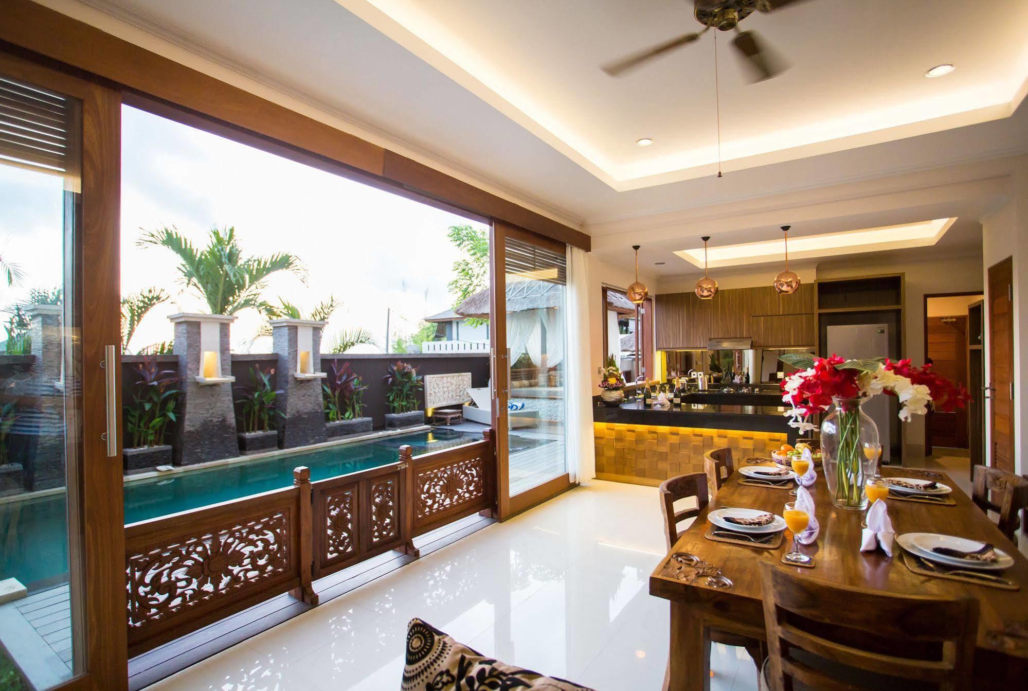 Dk - Bali Nusa Dua (Bali)