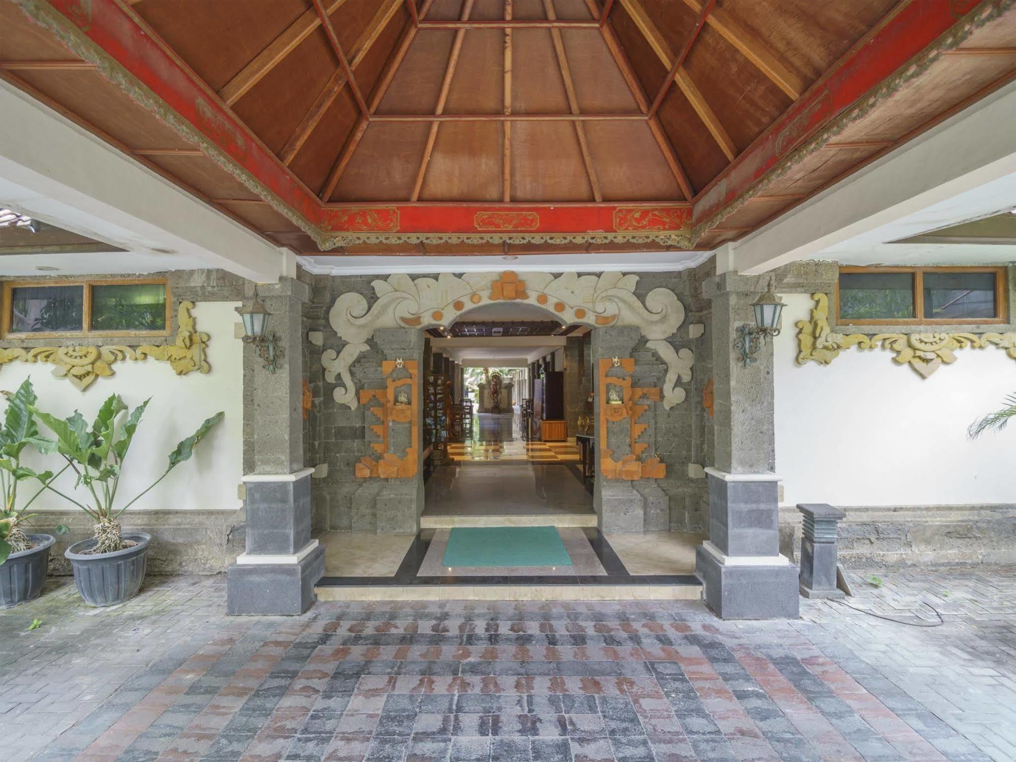 Hotel Taman Rosani & 3*