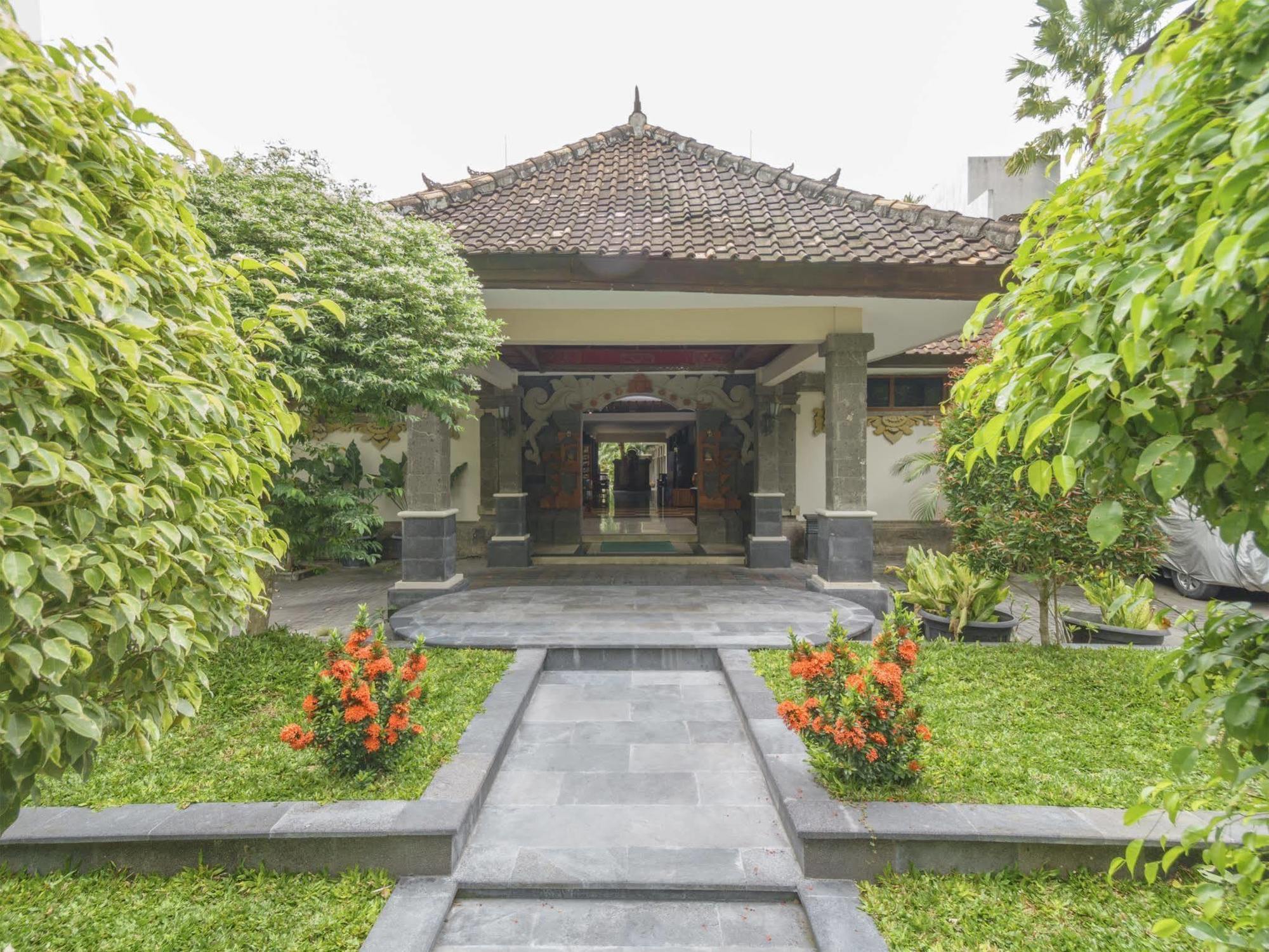 Hotel Taman Rosani &