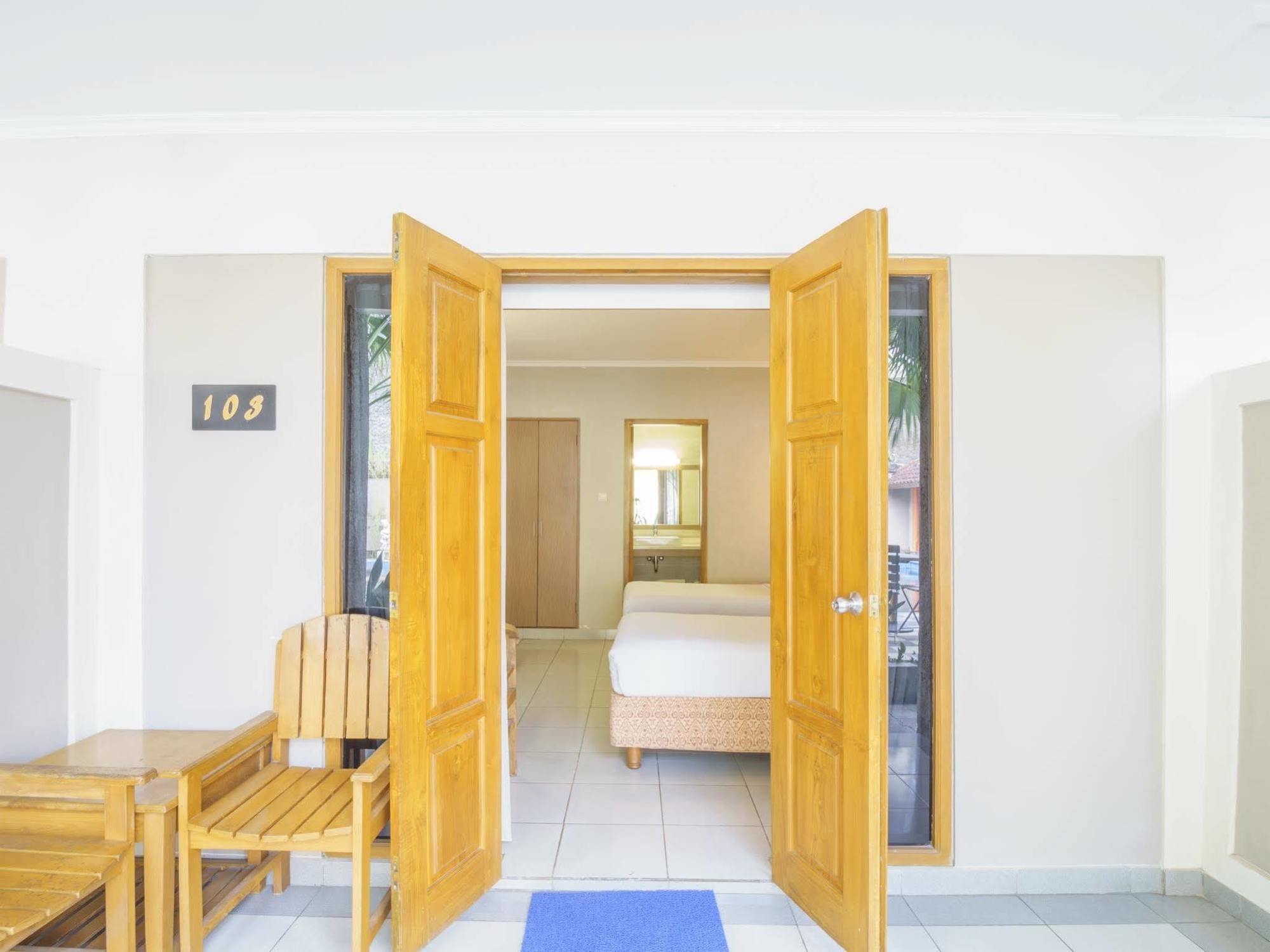 Taman Rosani & Hotel 3*