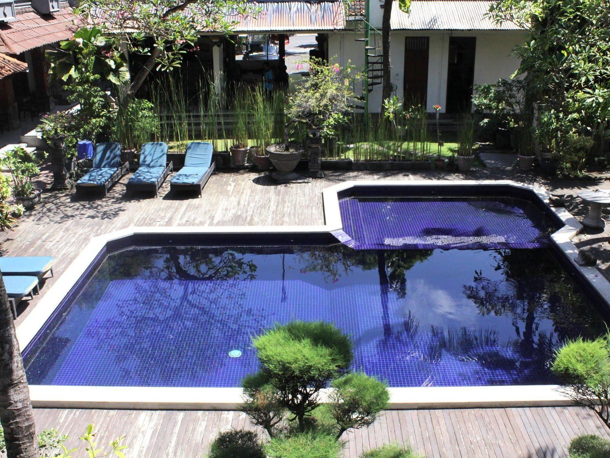 Hotel Puri Tanah Lot 3*