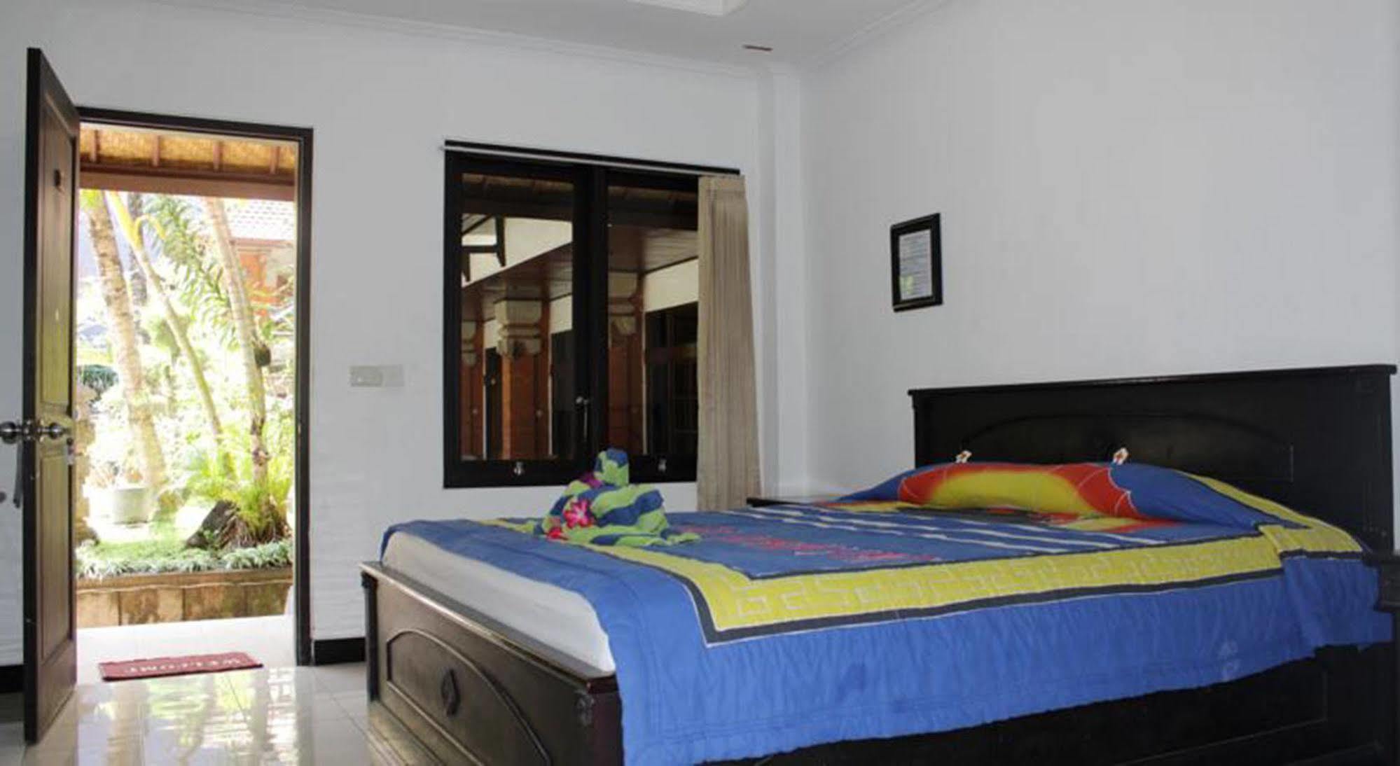 Hotel Puri Tanah Lot 3*