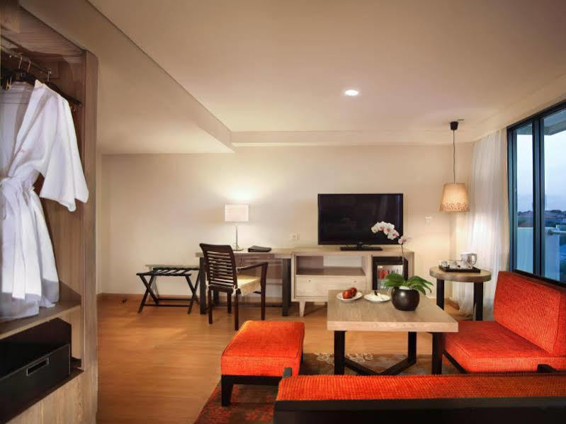 Hotel Harper Kuta By Aston 4*