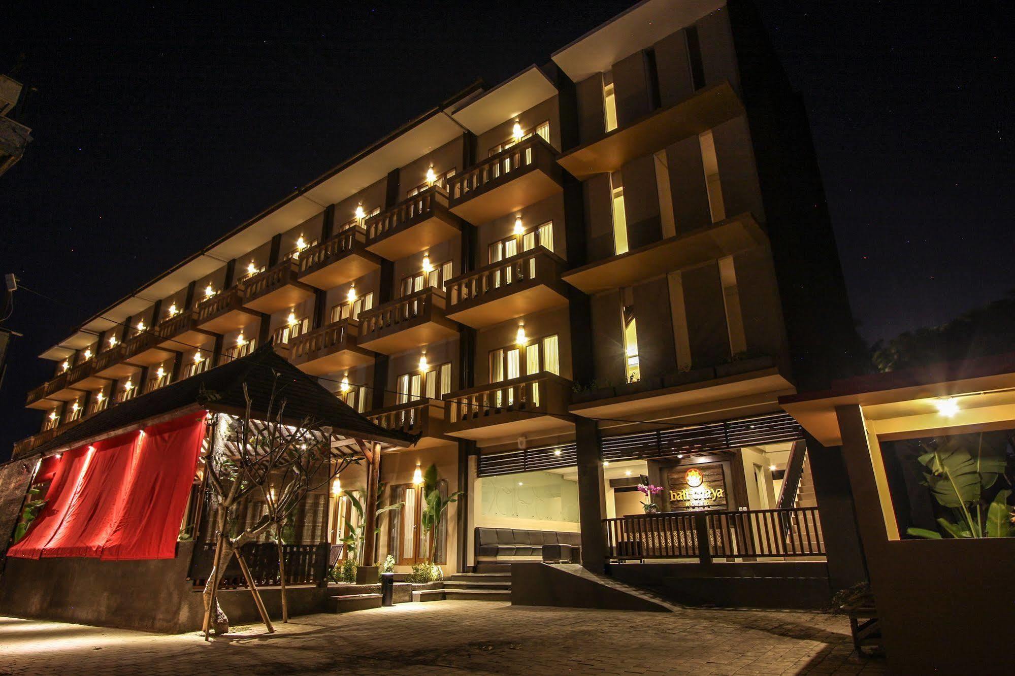 Hotel Bali Chaya 3*
