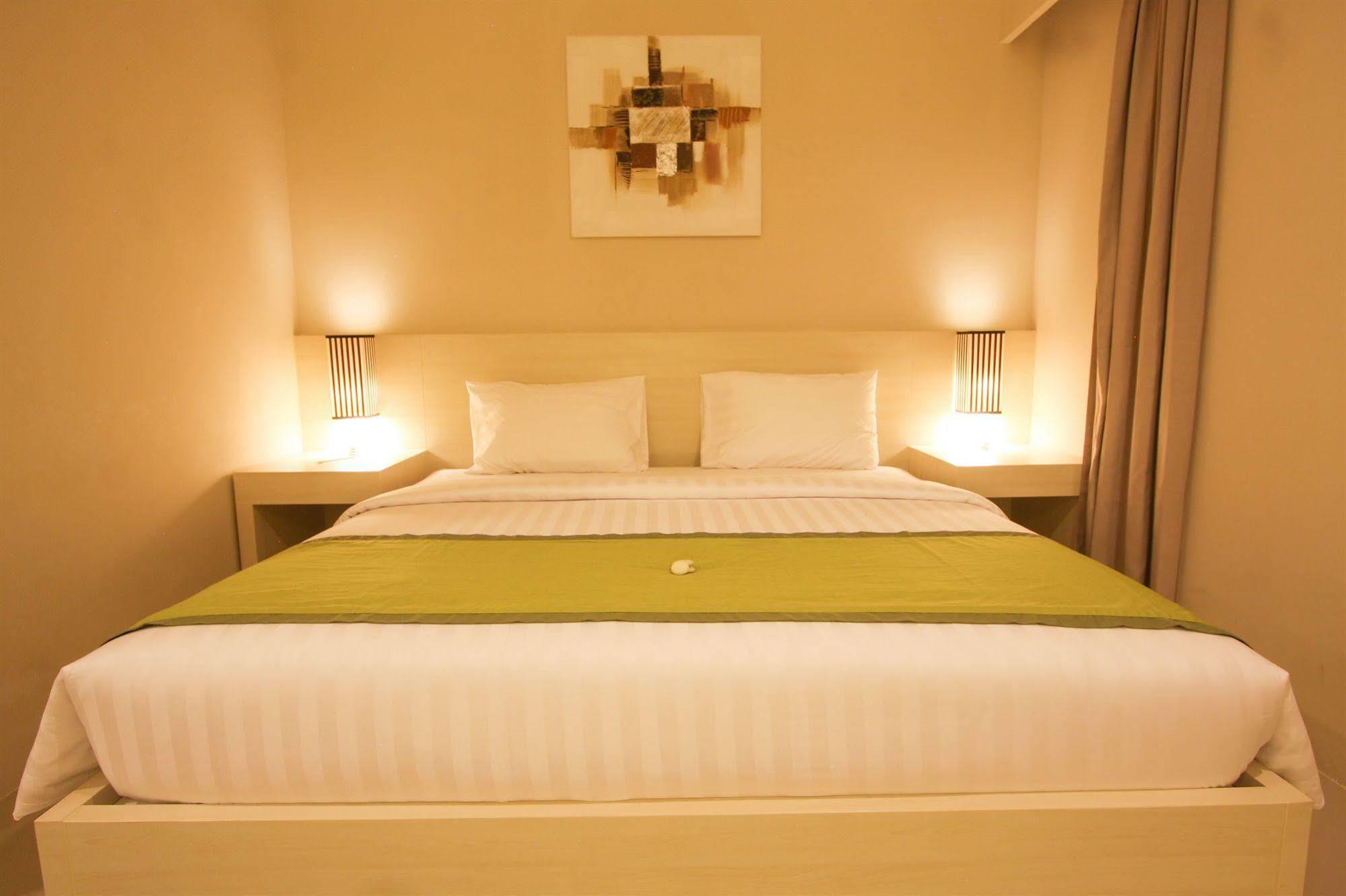 Hotel Bali Chaya 3*