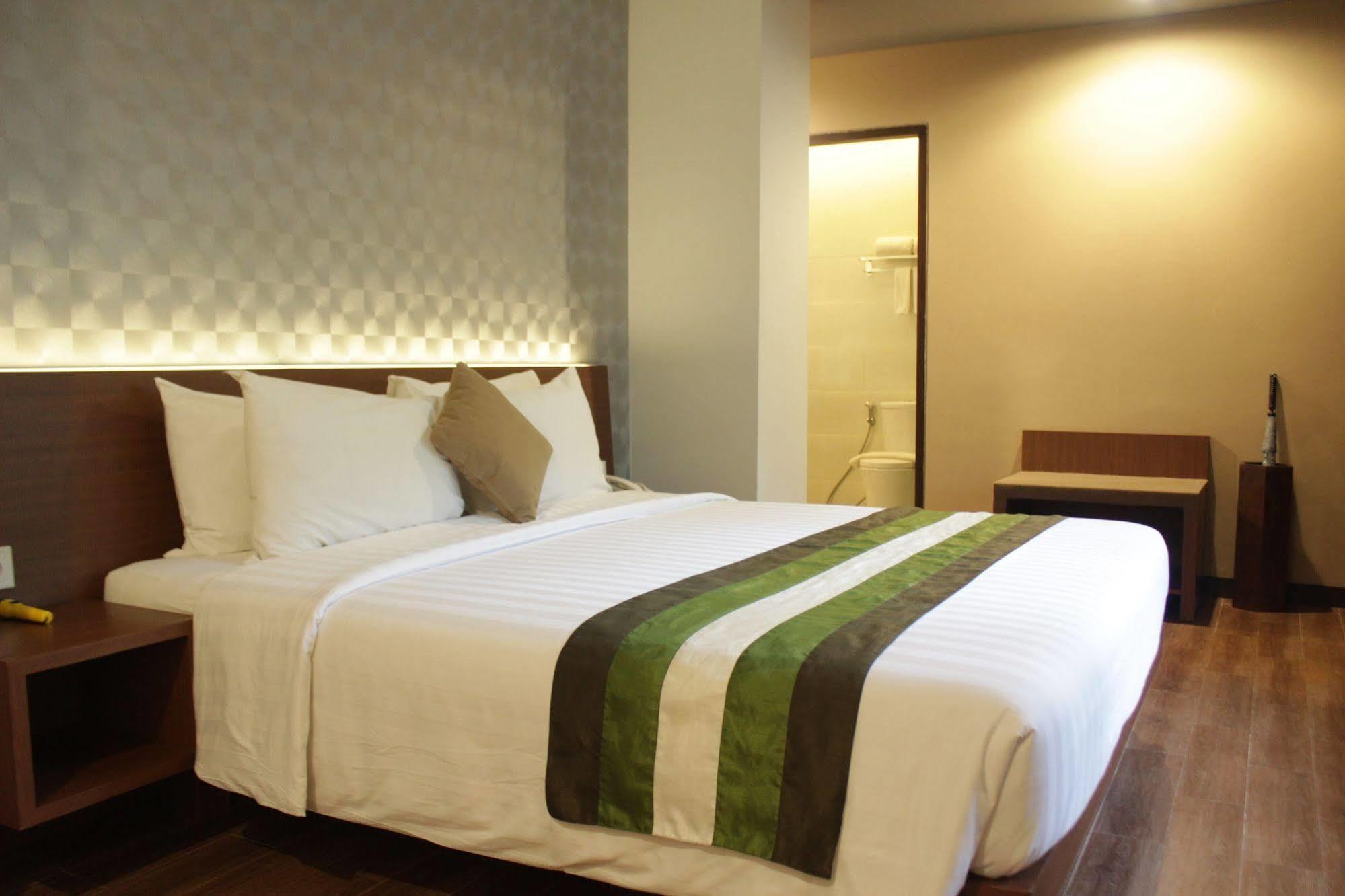 Grand Whiz Nusa Dua Bali Hotel Nusa Dua (Bali)