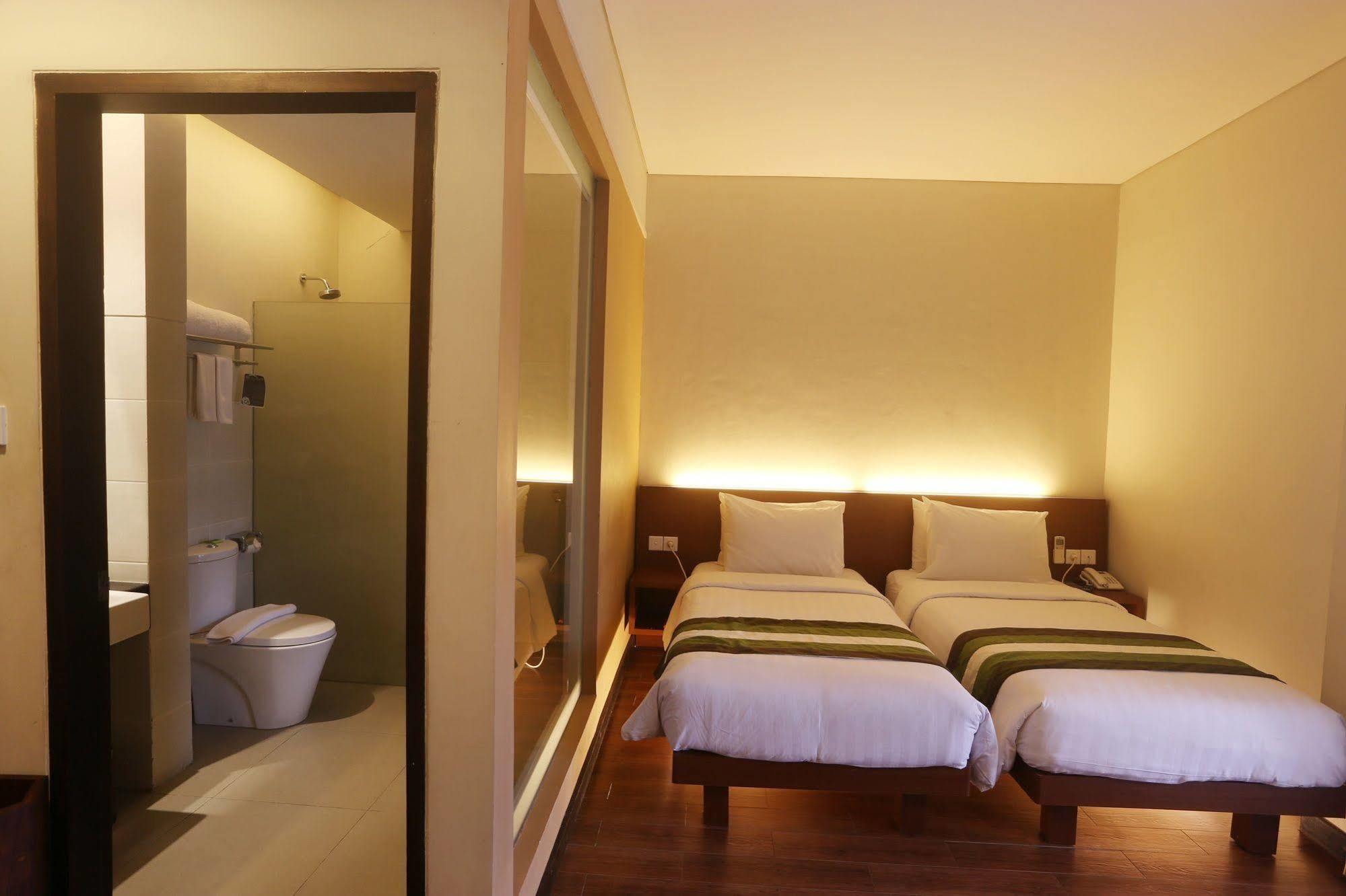 Grand Whiz Nusa Dua Bali Hotel 4*