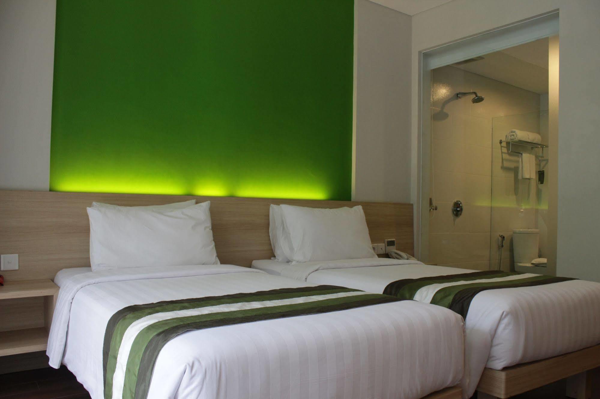 Hotel Grand Whiz Nusa Dua Bali 4*