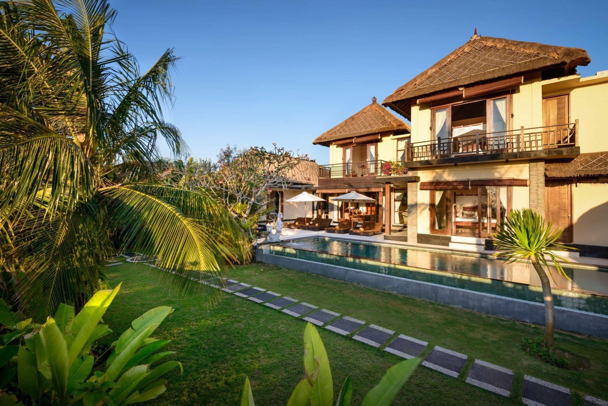 Villa Adinda Balangan Beach