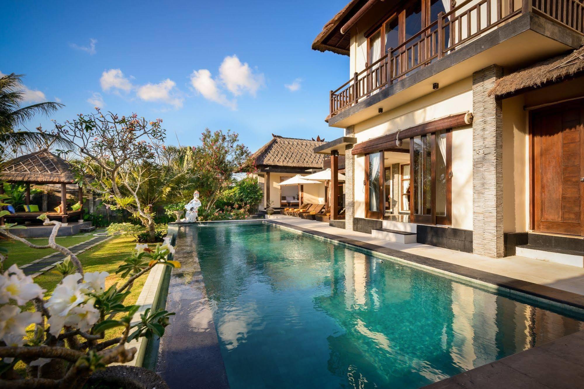 Adinda Balangan Beach Villa *